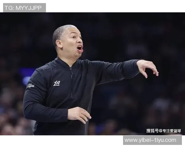 泰伦卢盛赞训练营表现称保罗与大洛展现出色状态 泰伦卢盛赞训练营表现称保罗与大洛展现出色状态