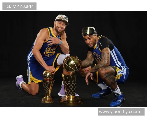 小佩顿强调年轻球员的重要性以减轻老将压力并提升球队整体实力 小佩顿强调年轻球员的重要性以减轻老将压力并提升球队整体实力