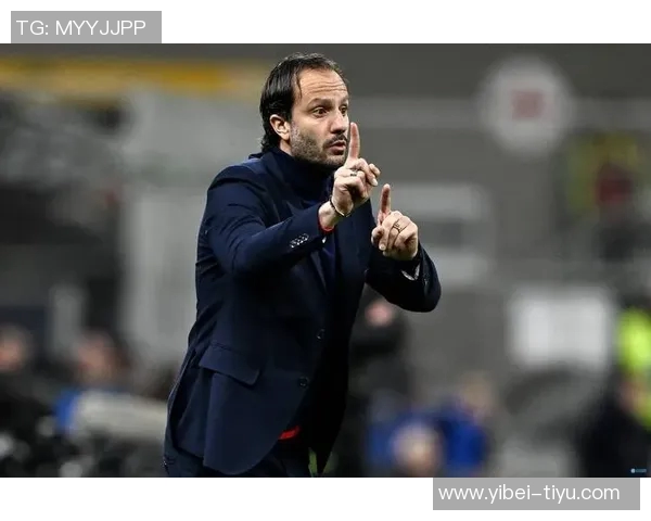 斯基拉透露因西涅愿加盟拉齐奥年薪120万欧合同至2027年 斯基拉透露因西涅愿加盟拉齐奥年薪120万欧合同至2027年