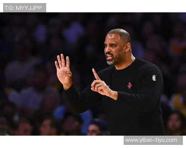 乌度卡称赞卡佩拉护筐与空接能力申京双塔组合展现更强侵略性